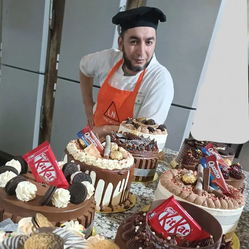 Gâteau gourmand aux confiseries