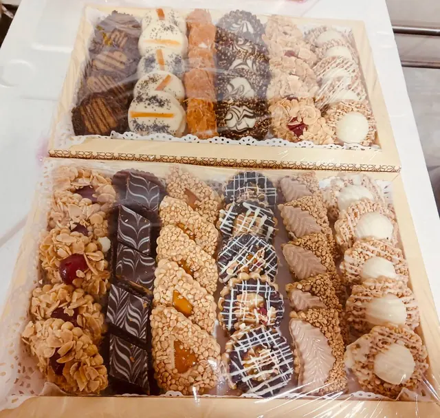 Coffret en bois garni