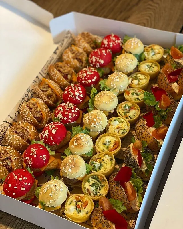 Plateau de petits fours salés