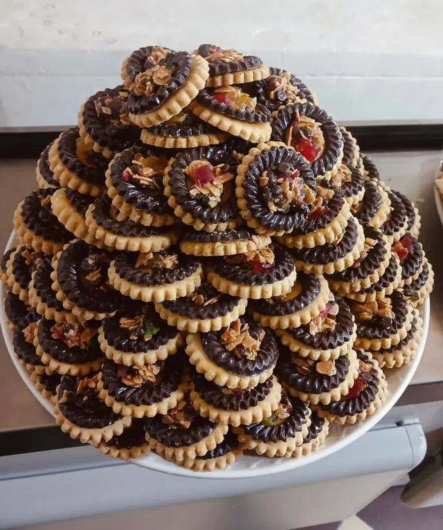 Sablés au chocolat et fruits confits